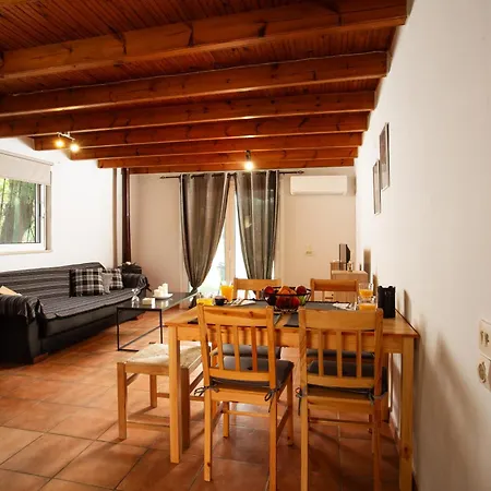 Harmony House Corfu 度假居 *